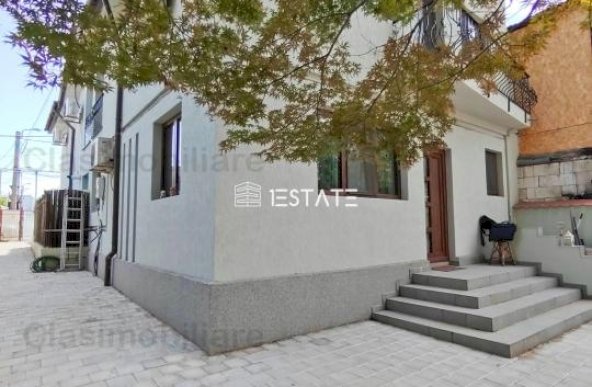 Casa P+M cu teren 162 mp - situata pe malul lacului Fundeni, peninsula OSTROV