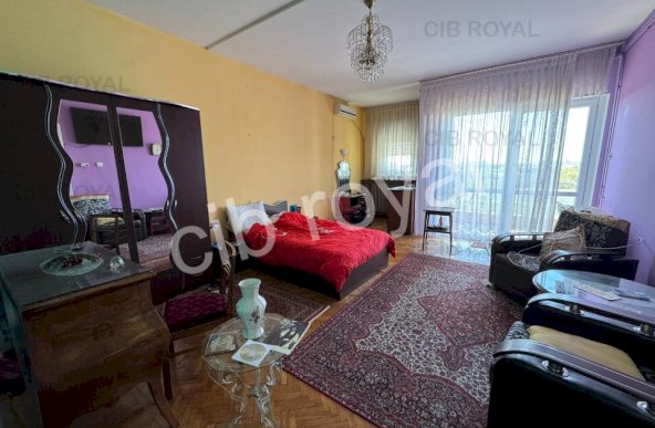 Vand apartament 3 camere,3 terase,2 bai,parc Cismigiu,cu intrare chiar din parc,Str. Brezoianu