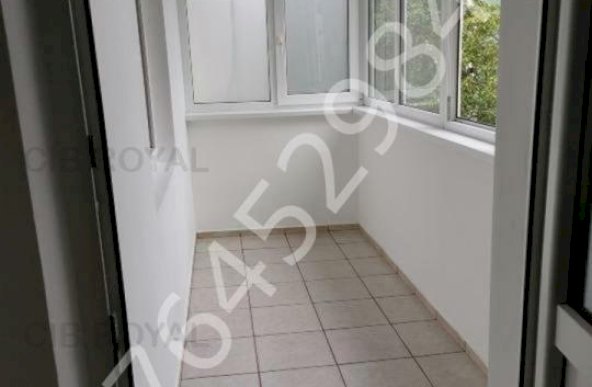 Inchiriez apartament 3 camere zona Lujerului-Militari, Str. Veteranilor,la 5 minute metrou-piata.