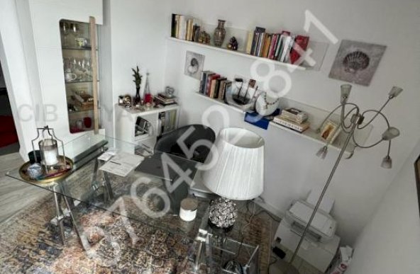 Inchiriez apt. 2 cam. bloc Boutique (curte proprie) 2021 zona Bd. Pipera,Str. Toma Caragiu, parcare.