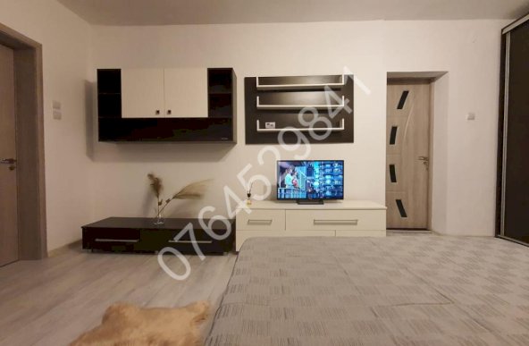 Inchiriez apt. 2 cam. in vila, Obor-Colentina,Str. Elena,renovat,la 12 min. metrou Obor-Veranda Mall