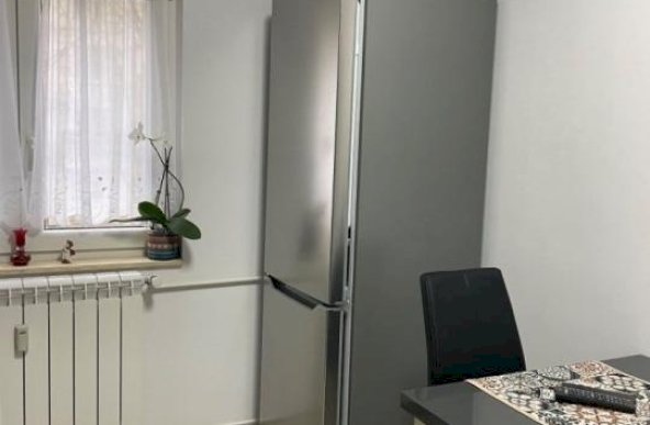 Vand apartament 2 camere,zona rond Alba Iulia-Decebal,Str. Caloian Județul