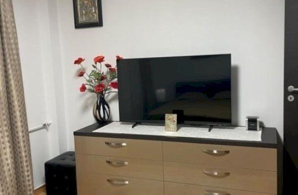 Vand apartament 2 camere,zona rond Alba Iulia-Decebal,Str. Caloian Județul