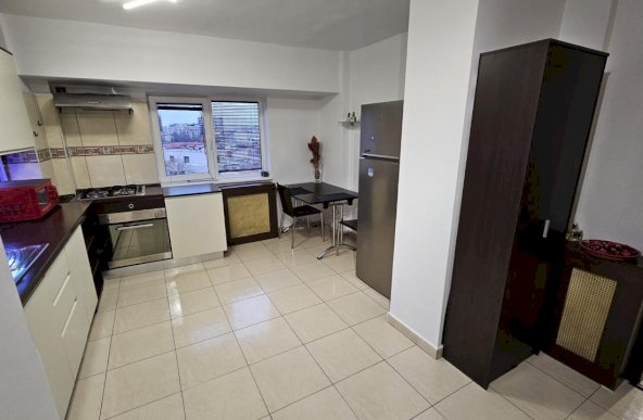 Vanzare apartament 2 camere,B-dul. Unirii nr 75. zona rond Alba Iulia-Decebal