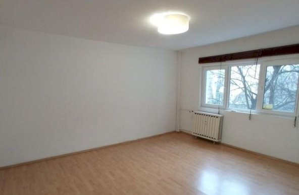 Închiriez apartament 3 camere nemobilat Str Avionului Sector 1