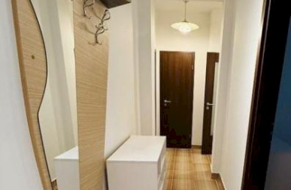 Închiriez apartament 2 camere lângă Piața Floreasca