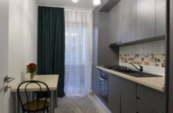 Apartament 3 camere cu preluare chiriasi