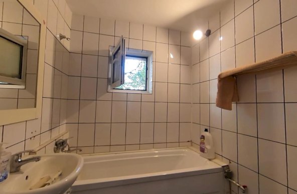 Decebal Piata Muncii Apartament 4 camere locuit firma