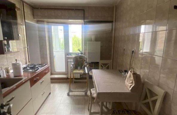 Apartament 3 camere- Calea Calarasilor - Biserica Delea Noua, Mega Image