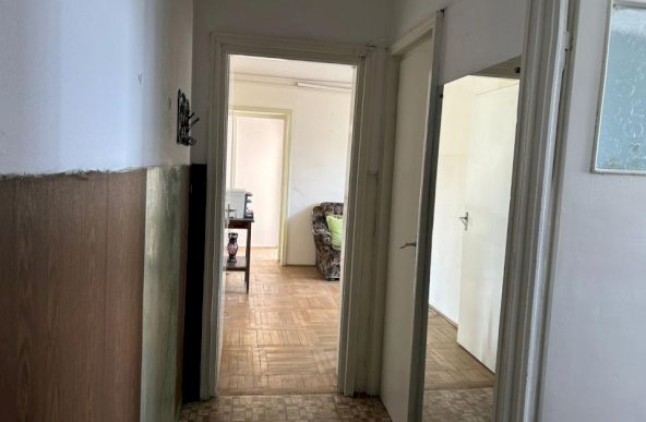 Baba Novac  zona verde,   3 minute Dristor metrou vanzare apartament 3 camere