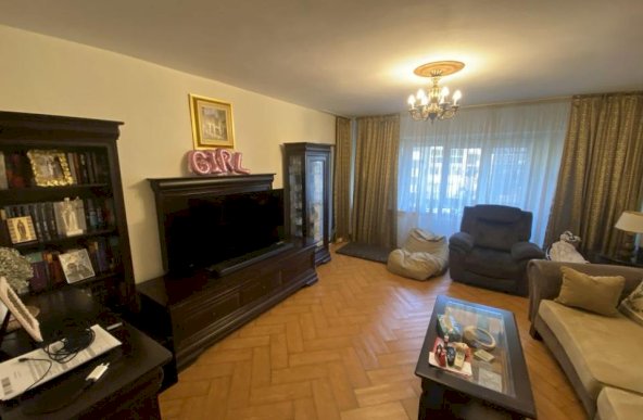 Apartament 3 camere- Calea Calarasilor - Biserica Delea Noua, Mega Image