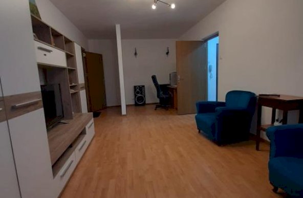 Apartament 2 camere  Jean Steriadi - Auchan Titan, bloc reabilitat termic