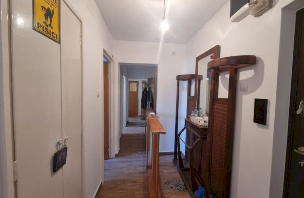 Doamna Ghica Tei apartament 3 camere renovat centrala proprie