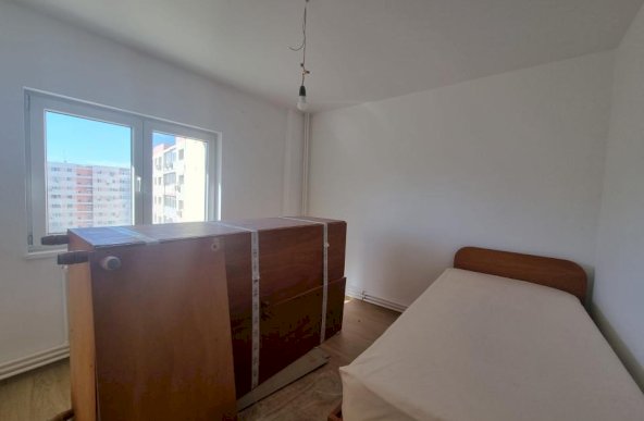 Doamna Ghica Tei apartament 3 camere renovat centrala proprie