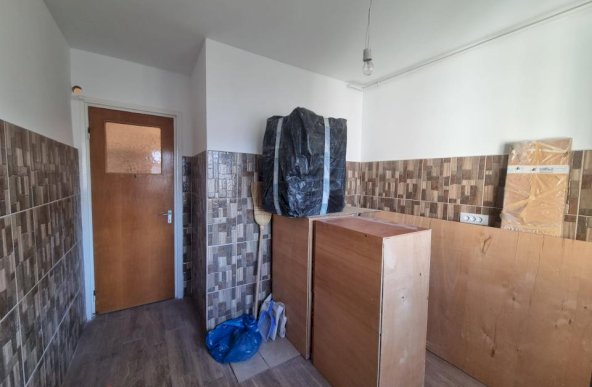 Doamna Ghica Tei apartament 3 camere renovat centrala proprie