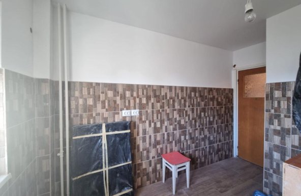 Doamna Ghica Tei apartament 3 camere renovat centrala proprie