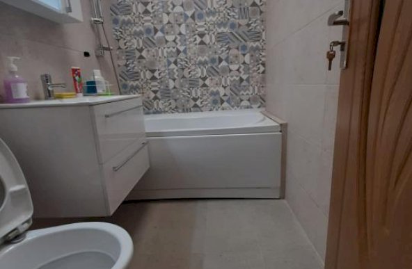 Apartament 2 camere  Jean Steriadi - Auchan Titan, bloc reabilitat termic