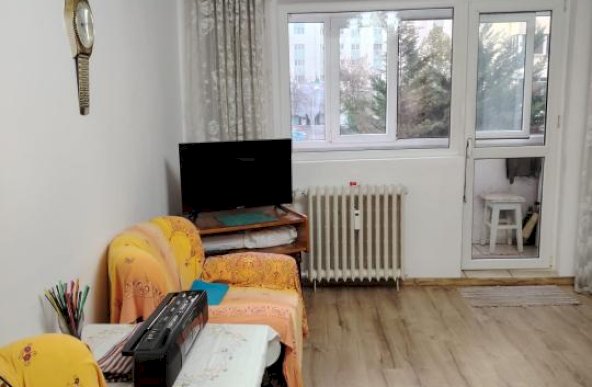 Titan - Diham - Basarabia vanzare apartament 3 camere