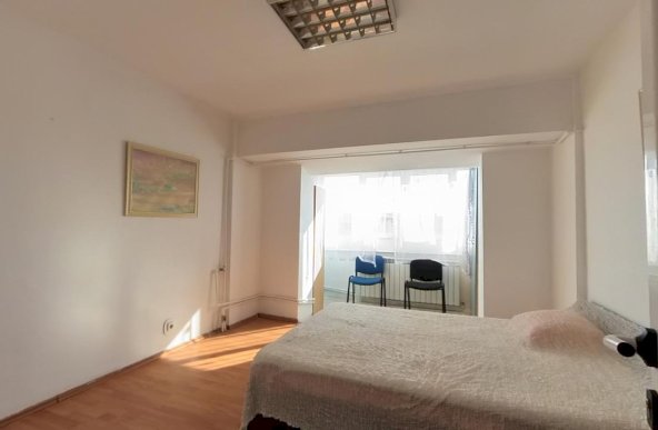 3 camere stradal Decebal