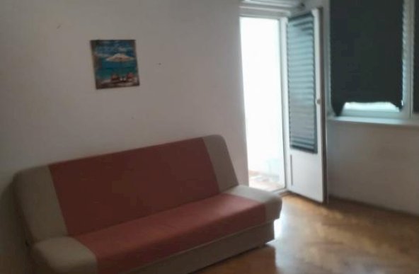 Dristor  metrou Baba novac apartament 2 camere