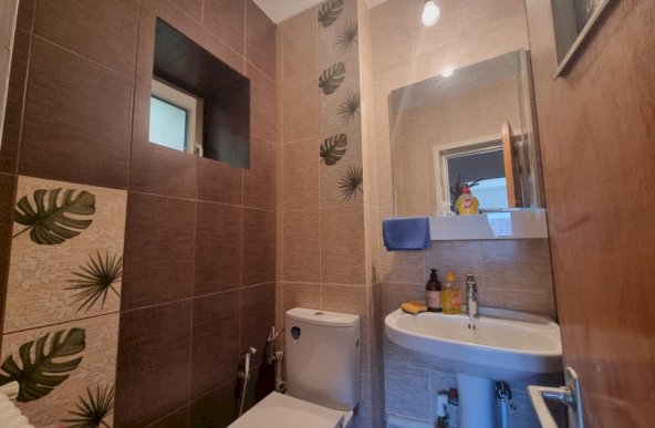 Colentina Tei Doamna Ghica apartament 3 camere renovat centrala proprie