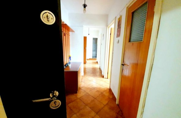 Basarabia Titan vanzare apartament 3 camere