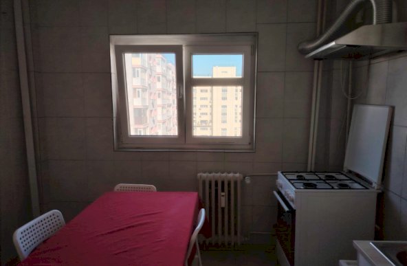 Basarabia  Titan vanzare apartament 3 camere