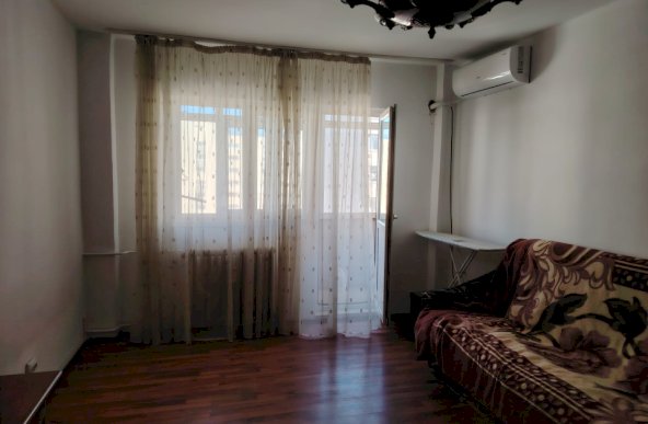 Basarabia  Titan vanzare apartament 3 camere