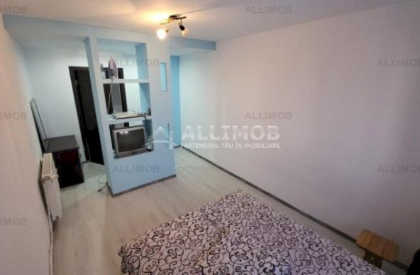 Apartament 3 camere mobilat si utilat, zona ultracentrala, Ploiesti