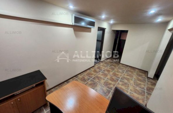 Apartament 4 camere, modificat in 3, ideal cabinet, zona 9 Mai, Ploiesti