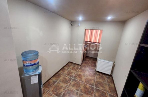 Apartament 4 camere, modificat in 3, ideal cabinet, zona 9 Mai, Ploiesti