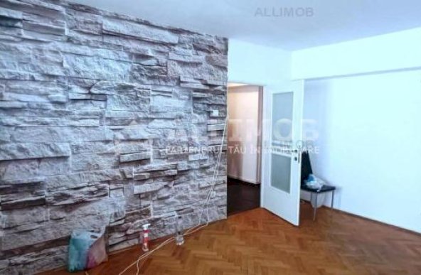 Apartament nemobilat 3 camere, zona ultracentrala