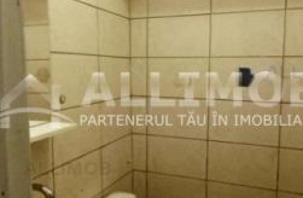 Apartament nemobilat 3 camere, zona ultracentrala