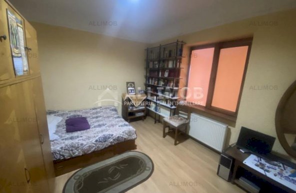 Apartament in vila zona Bulevardul Castanilor, suprafata utila 102 mp, 4 camere.