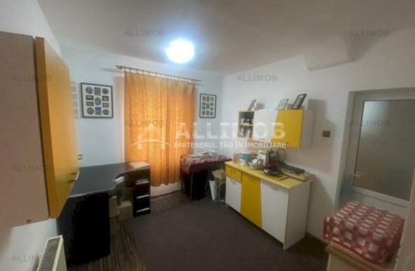 Apartament in vila zona Bulevardul Castanilor, suprafata utila 102 mp, 4 camere.