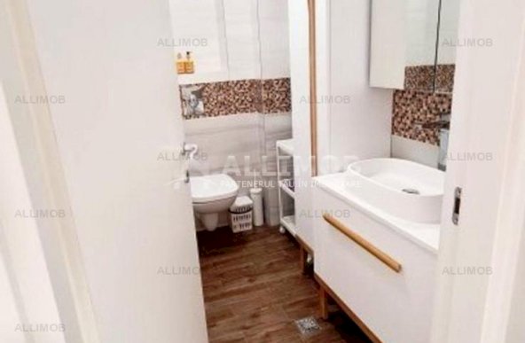 Apartament 3 camere, curte, zona Baneasa 