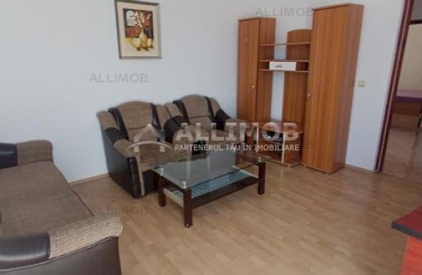 Apartament 3 camere ,  in Ploiesti, zona centrala .