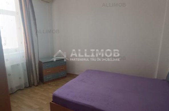 Apartament 3 camere ,  in Ploiesti, zona centrala .