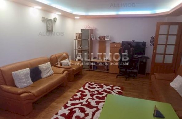 Apartament 3 camere in Ploiesti, cu centrala termica proprie in zona Cioceanu. 