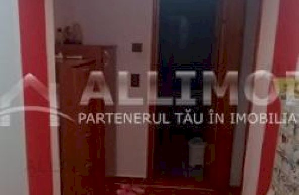 Apartament 3 camere in Ploiesti, cu centrala termica proprie in zona Cioceanu. 