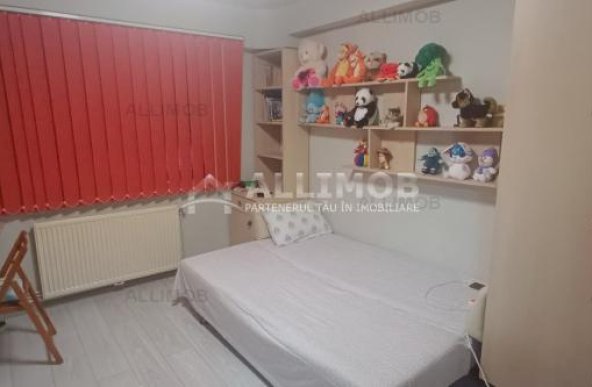 Apartament 3 camere in Ploiesti, cu centrala termica proprie in zona Cioceanu. 