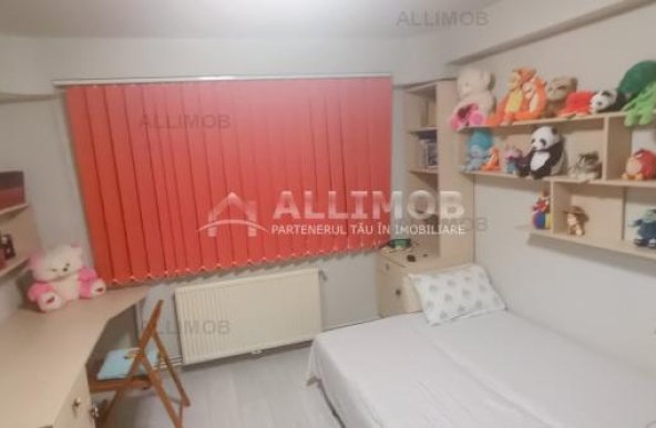 Apartament 3 camere in Ploiesti, cu centrala termica proprie in zona Cioceanu. 