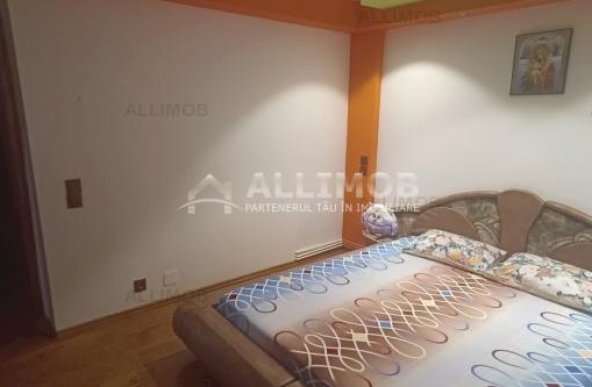 Apartament 3 camere in Ploiesti, cu centrala termica proprie in zona Cioceanu. 