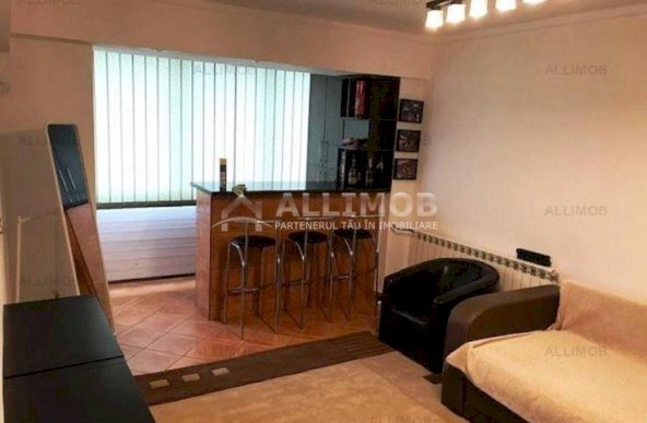 Apartament 3 camere zona Republicii