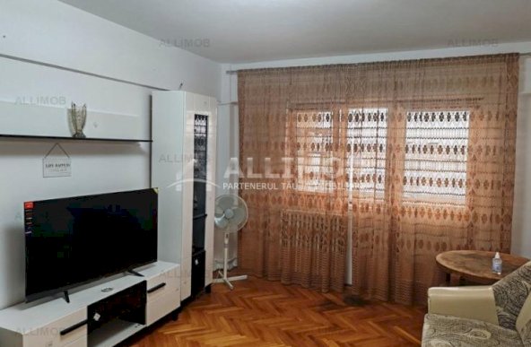 Apartament 3 camere zona ultracentrala