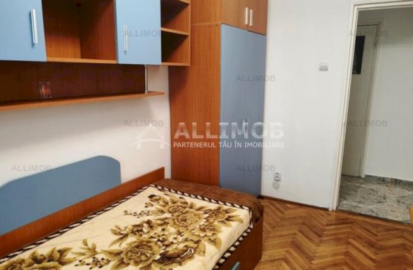 Apartament 3 camere zona ultracentrala