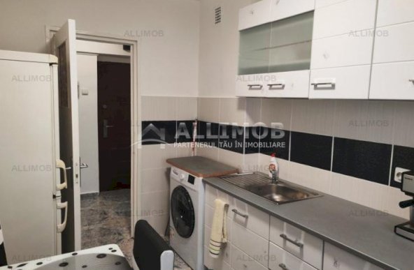 Apartament 3 camere zona ultracentrala