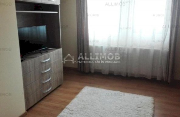 Vila 4 camere  in Bucov