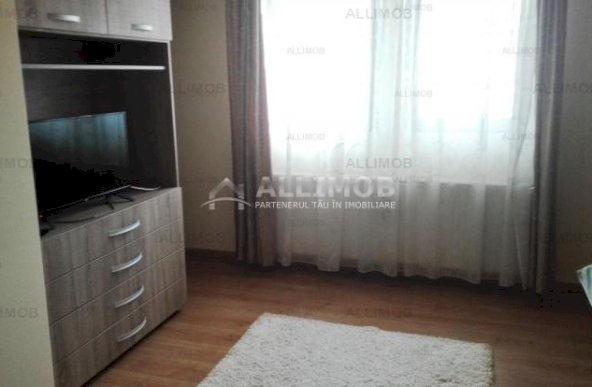 Vila 4 camere  in Bucov