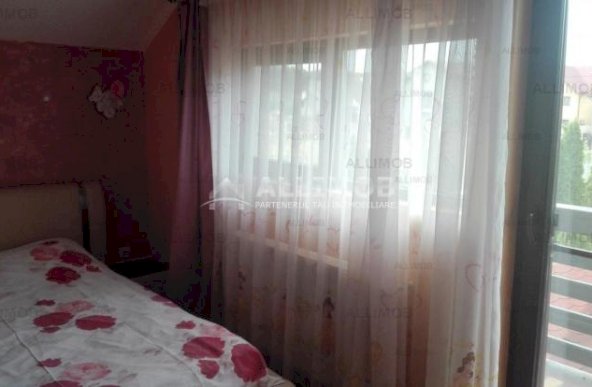 Vila 4 camere  in Bucov